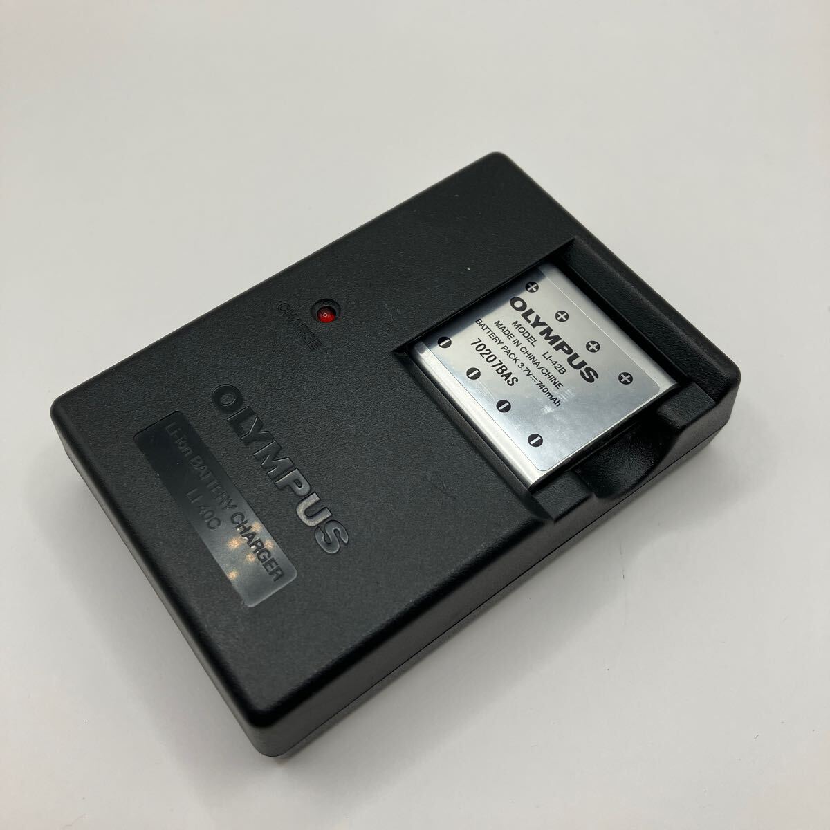 ○【500円スタート】OLYMPUS オリンパスコンパクトデジタルカメラ FE-230 シルバー_画像7