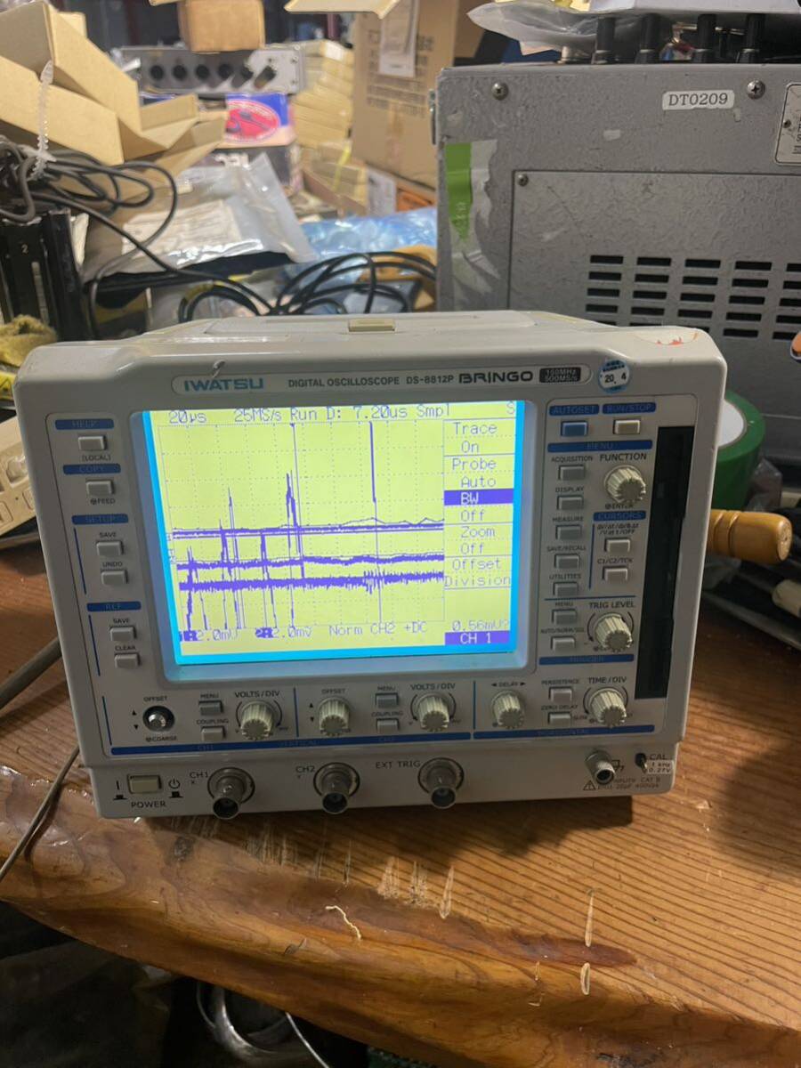 H97。IWATSU DS-8812P デジタルオシロスコープ。通電チェック H97。IWATSU DS-8812P デジタルオシロスコープ。通電チェック