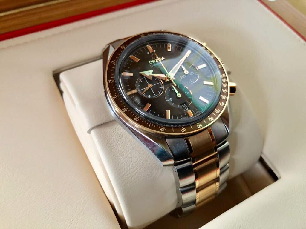 腕時計 自動巻 Omega オメガ　50周年　ブロードアロー　機械式　希少品　美品　321.90.42.50.13.001 スピードマスター_画像2