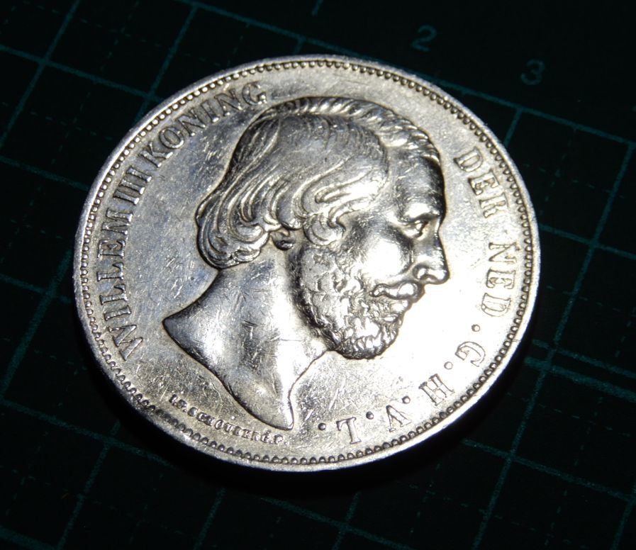 レア 1874年 オランダ王国 国王 2.5ギルダー ウィリアム3世 クラウン 王冠 獅子 国章 記念銀貨 銀製 メダル アンティークコイン 古銭 貨幣_画像2