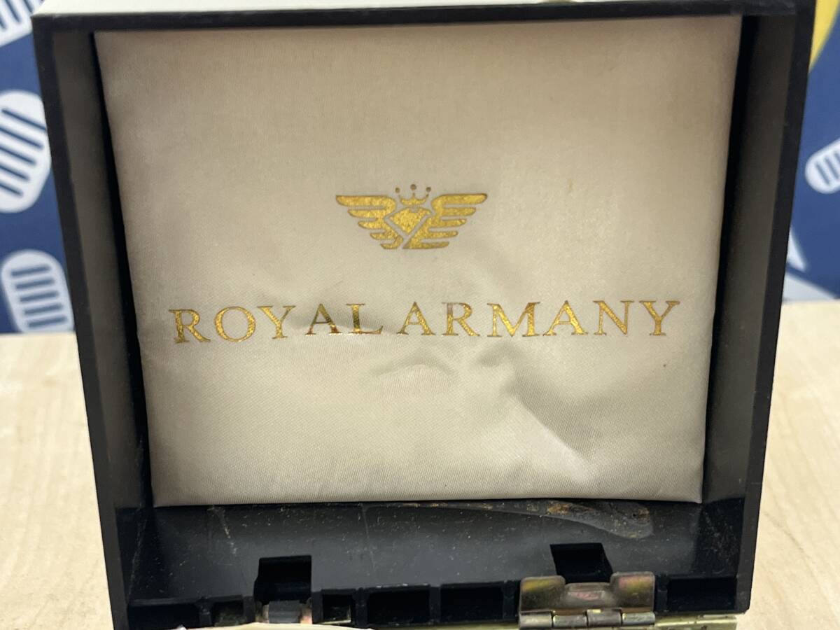[s3102]ROYAL ARMANY Royal Armani наручные часы CC-M003 местного производства кварц б/у текущее состояние товар 
