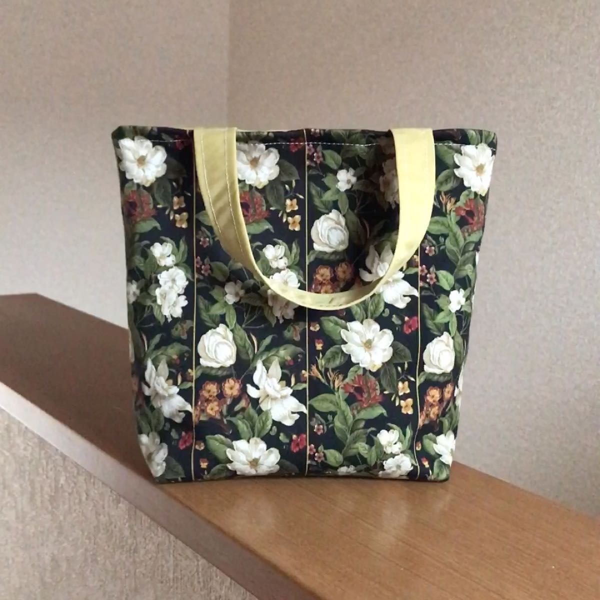 5月新作　植物　花　木　葉　母の日ミニトートバッグレディース　ハンドメイドバッグインバッグポーチジム小袋誕生日プレゼント　