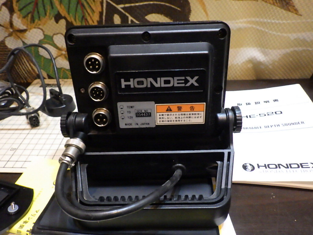 1円スタート　HONDEX　ホンデックス　魚群探知機　HE-520　乾電池使用　ポータブルタイプ　現状品　使用感あり　動作確認　簡単操作　_画像7