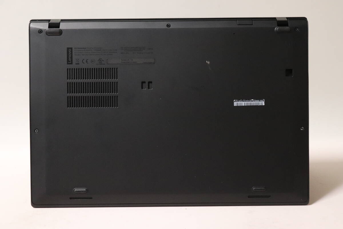 m653. Lenovo / ThinkPad X1 Carbon / 20KGCTO1WW / Core i5-8250U / 8GBメモリ / SSDなし / 通電確認・ジャンク_画像4