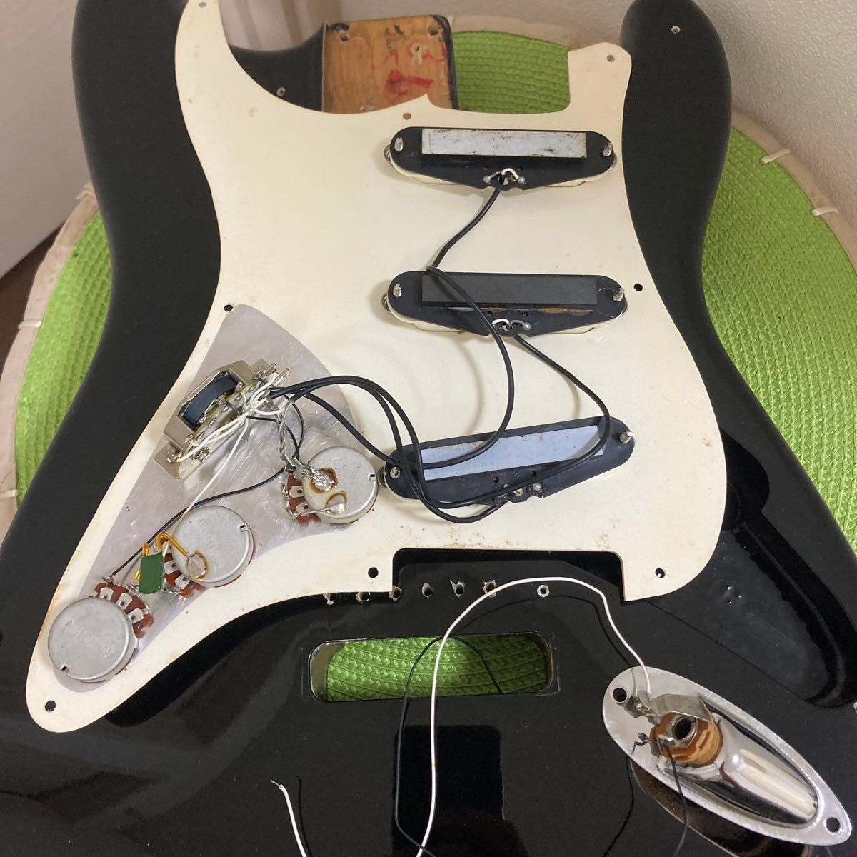 Squier by Fender ストラトキャスター ynシリアル 90年代 スク Squier by Fender ストラトキャスター ynシリアル 90年代 スク