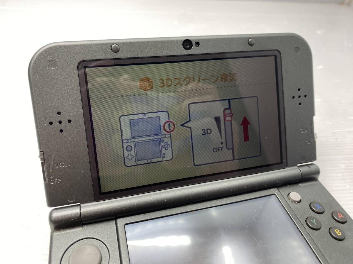 ★初期化OK★new NINTENDO 3DS LL RED-001 本体 ブラック【中古/現状品】の画像2