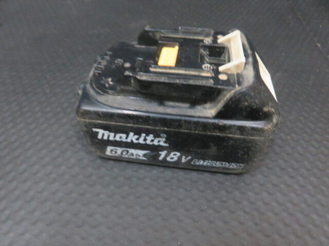 中古品 makita マキタ 18V 6.0Ah リチウムイオンバッテリー BL1860B 純正 蓄電池 雪マーク (2)_画像4