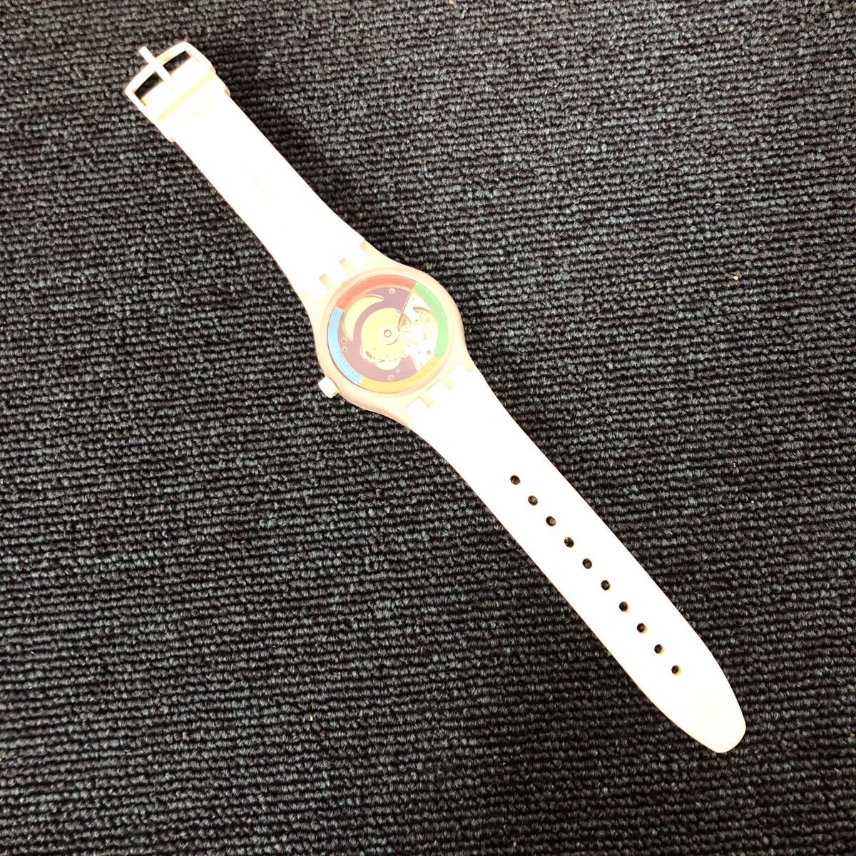 【に.ec】Swatch スウォッチ システム51 SISTEM WHITE 腕時計 SUTW400 自動巻き オートマティック ホワイト カラフル 動作未確認 電池切れ_画像4