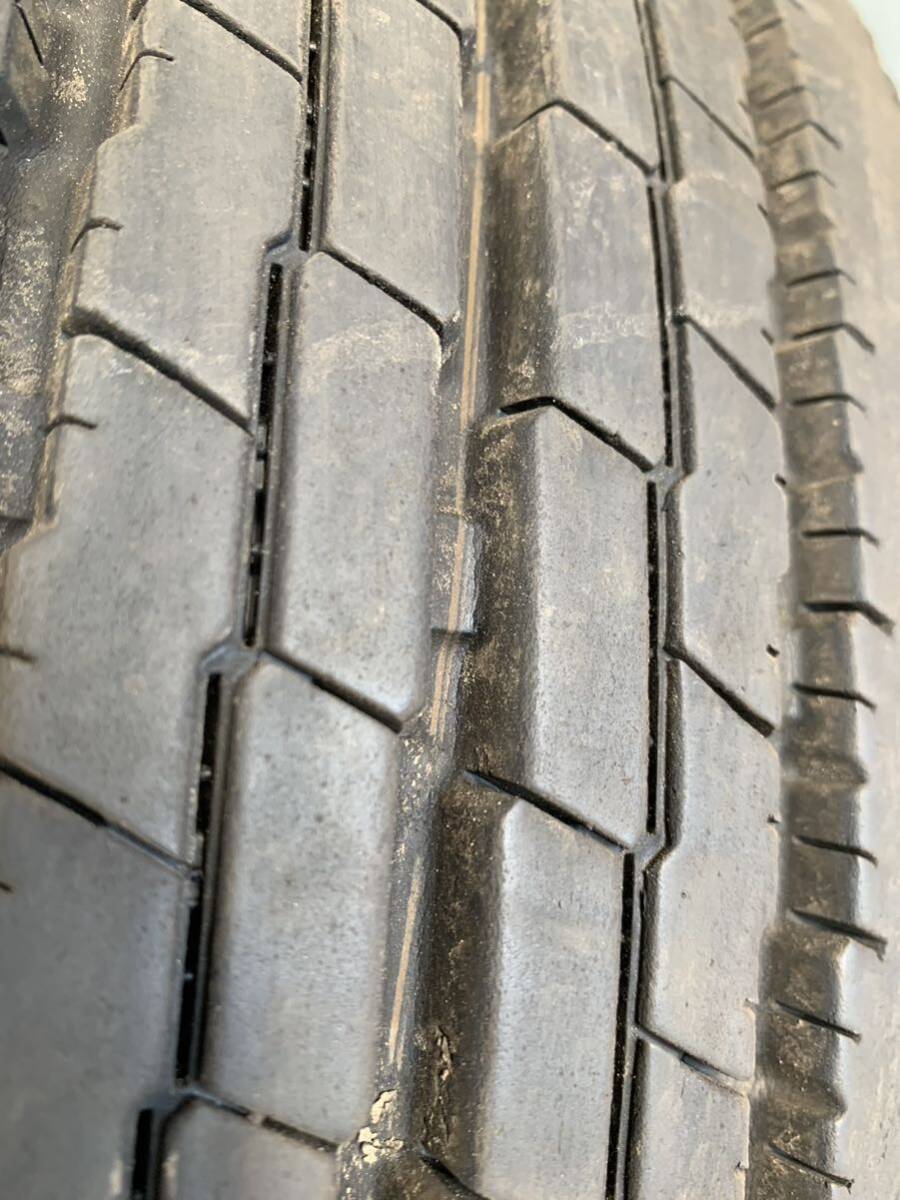 送料込み！195/75R15 TOYO DELVEX M134 22年 6mm 中古トラックタイヤ２本_画像3