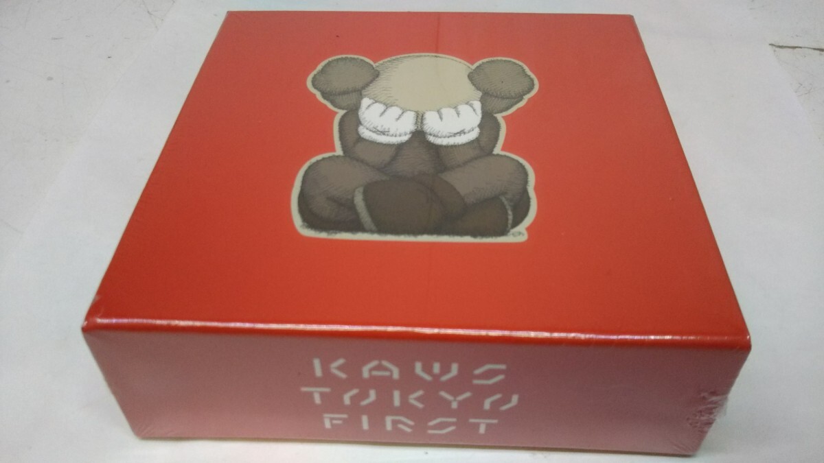 ※ Kaws Tokyo SEPARATED カウズ パズル 100ピース 2021 未開封品の画像1