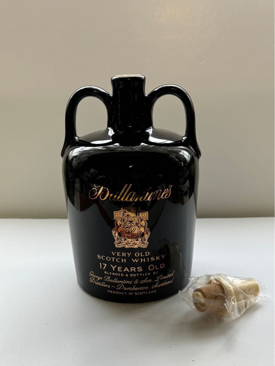 【にゃー先生様専用】Ballantine's バランタイン 17年 マンローズキングオブキングス　スコッチ陶器ボトルセット