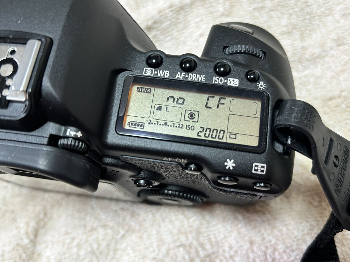 Canon キヤノン EOS 5D mark II ボディ 奇跡の4,000ショット！オプション多数 フルサイズ Wi-Fi SD 付きの画像9