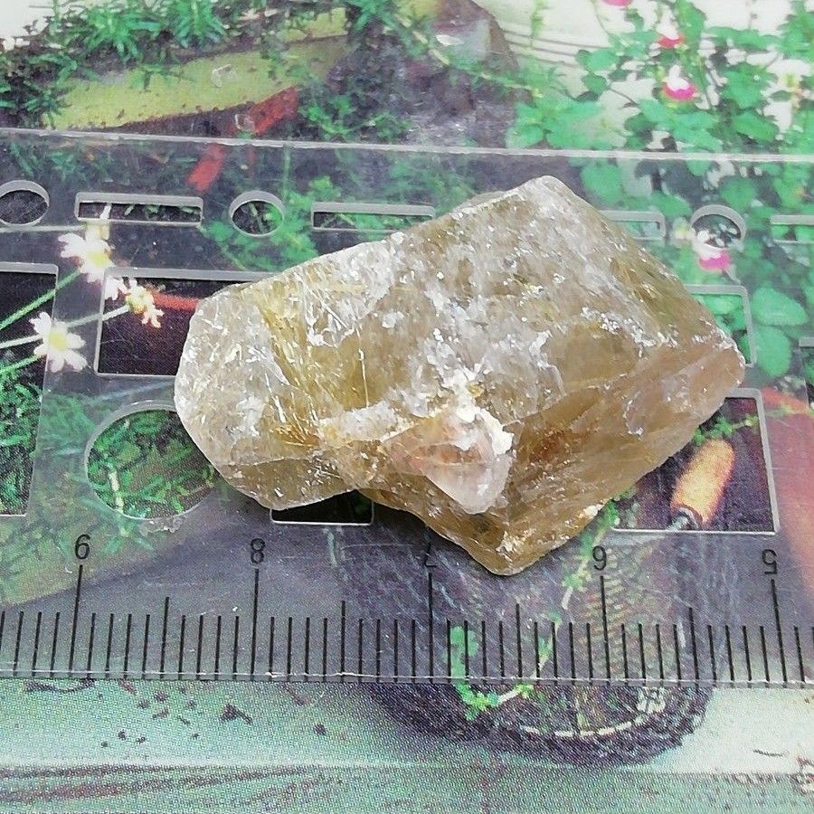 ルチルクォーツ1475鉱物標本　原石　天然石　パワーストーン