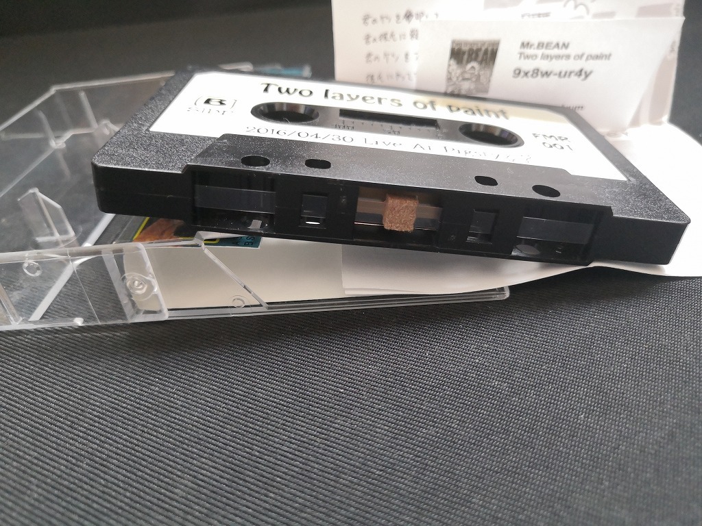 【ジャンク 送料込】カセットテープ　Two Layers Of Paint / Mr.Bean　/再生未確認　◆N5-152_画像6