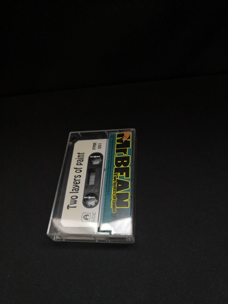 【ジャンク 送料込】カセットテープ　Two Layers Of Paint / Mr.Bean　/再生未確認　◆N5-152_画像3