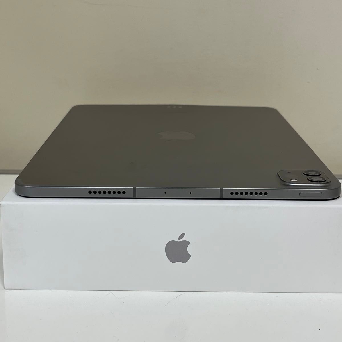 美品 iPad Pro 第4世代 128GB MNYC3J/A 11インチ cellularモデル 美品 iPad Pro 第4世代 128GB MNYC3J/A 11インチ cellularモデル
