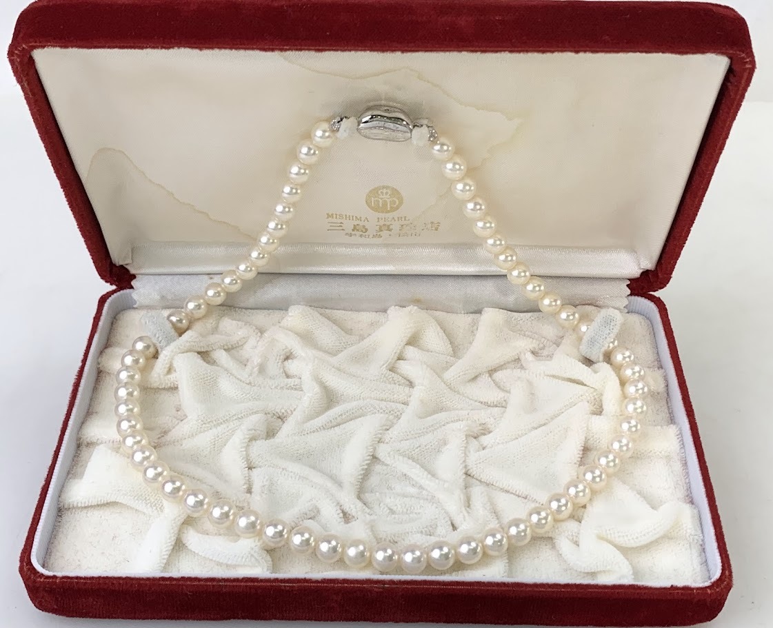 【1円出品】K0547 パールネックレス 真珠 6.9-7.3mm珠 SILVER刻印 全長約46㎝ 総重量約35g シルバー ケースあり アクセサリー_画像3