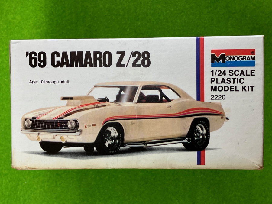 モノグラム 1/24 '69 CAMARO Z-28 _画像4