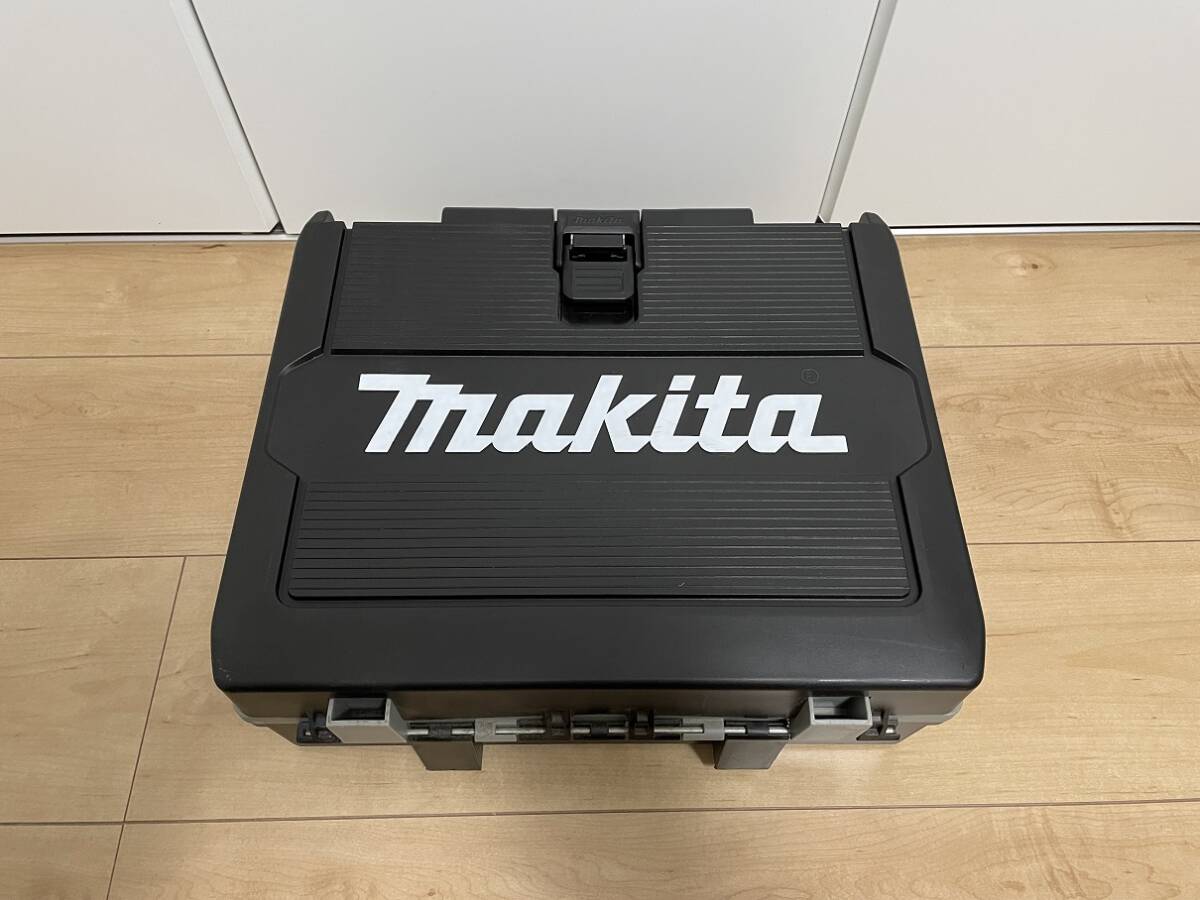 『マキタ　makita　充電式インパクトドライバー　TD171DRGX　ブラック　18V　6.0Ah　バッテリー2個』_画像6