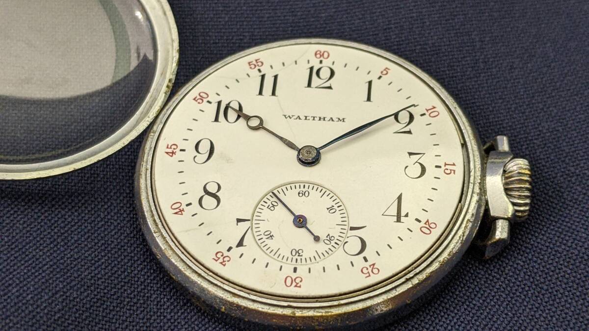 Waltham 懐中時計 小型の画像4