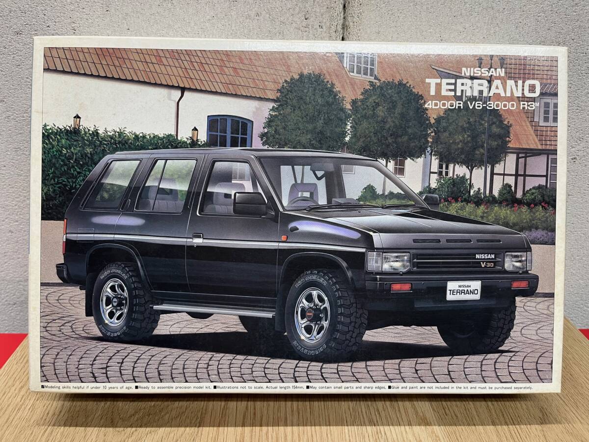 【絶版・希少】1/24 アオシマ THE RVシリーズ 10　日産 テラノ 4ドア V6-3000 R3M 019191 / NISSAN TERRANO _画像1