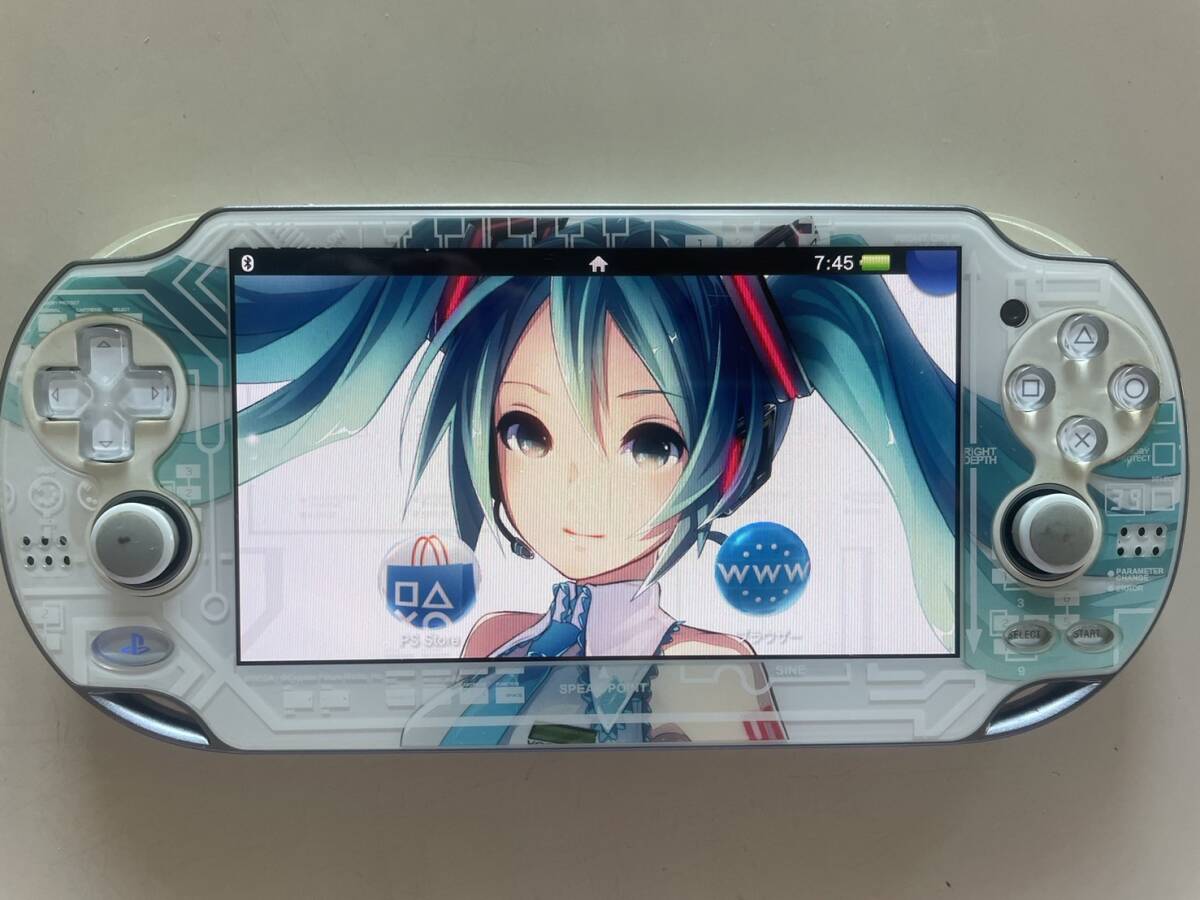 PSVITA　本体　初音ミク Limited Edition Wi-Fiモデル_画像3