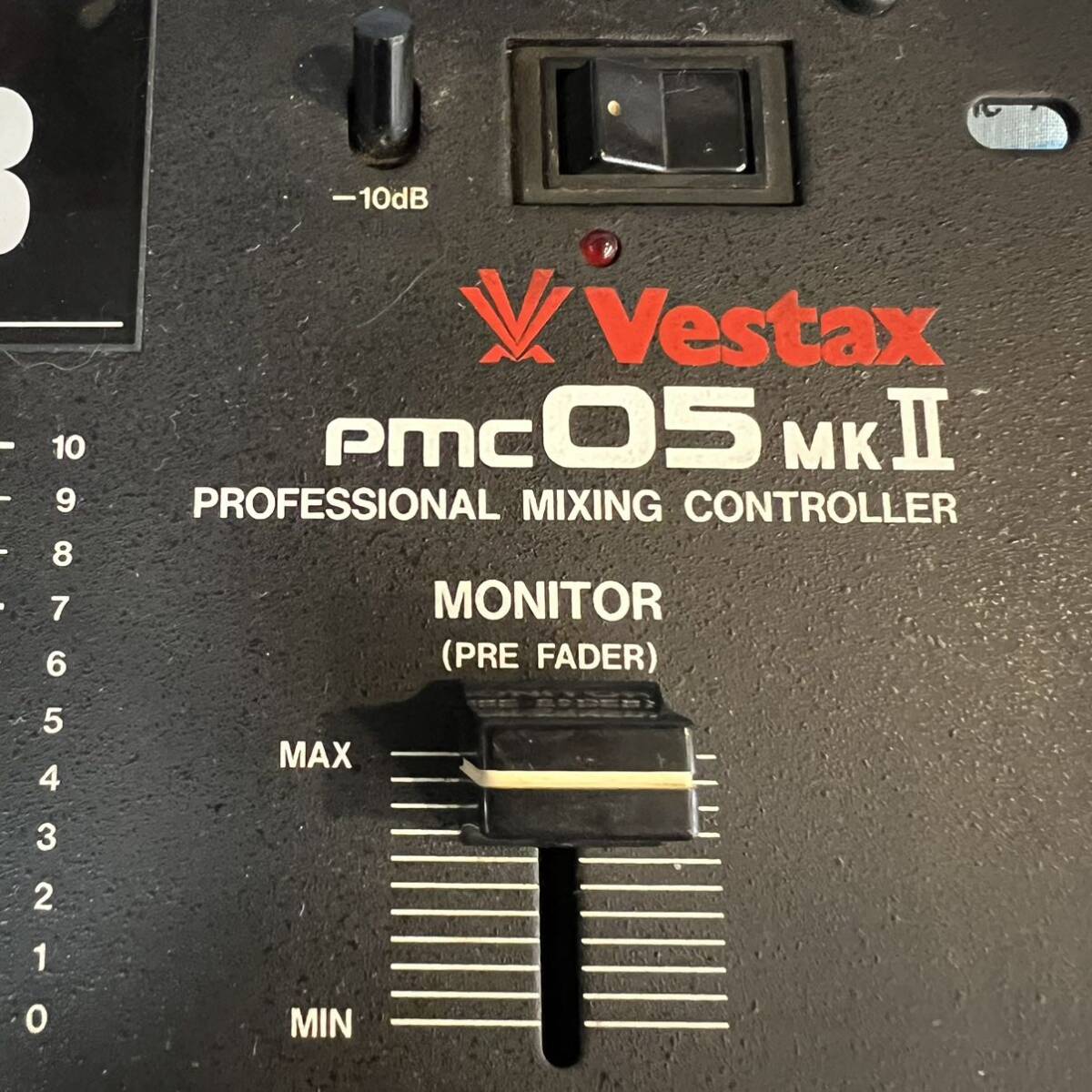 ジャンク 通電確認済み Vestax PMC05 mkⅡ ACアダプター付き ベスタックスDJミキサー ミキサー MIXER DJ DJMの画像9