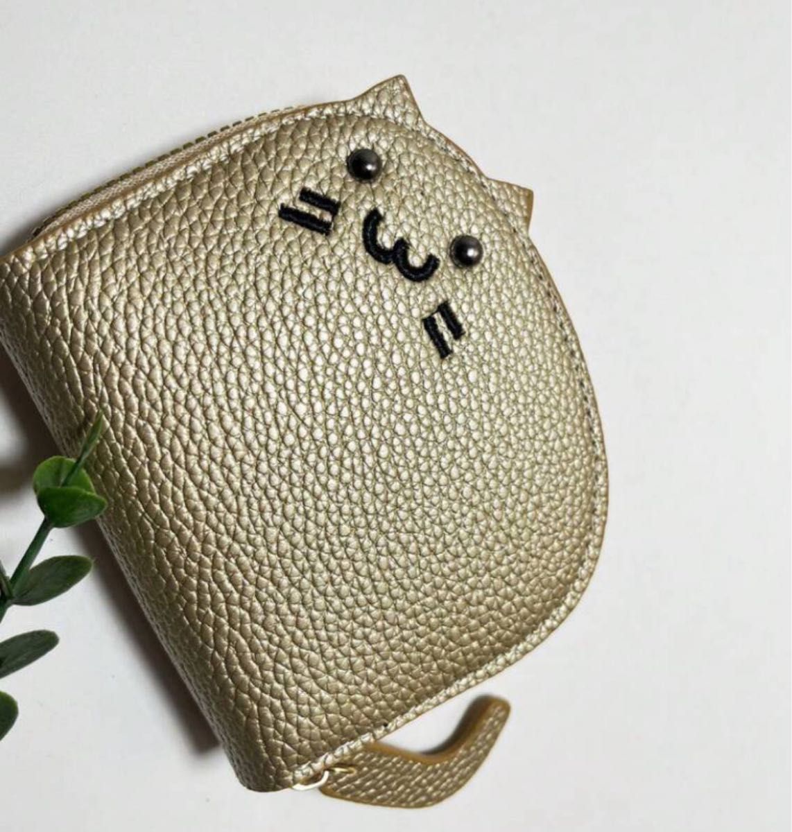SALE【新品】可愛い猫 カードケース ミニ財布コインケース★丈夫なPUレザー製マルチウォレット ネコCATキャットねこ刺繍 人気