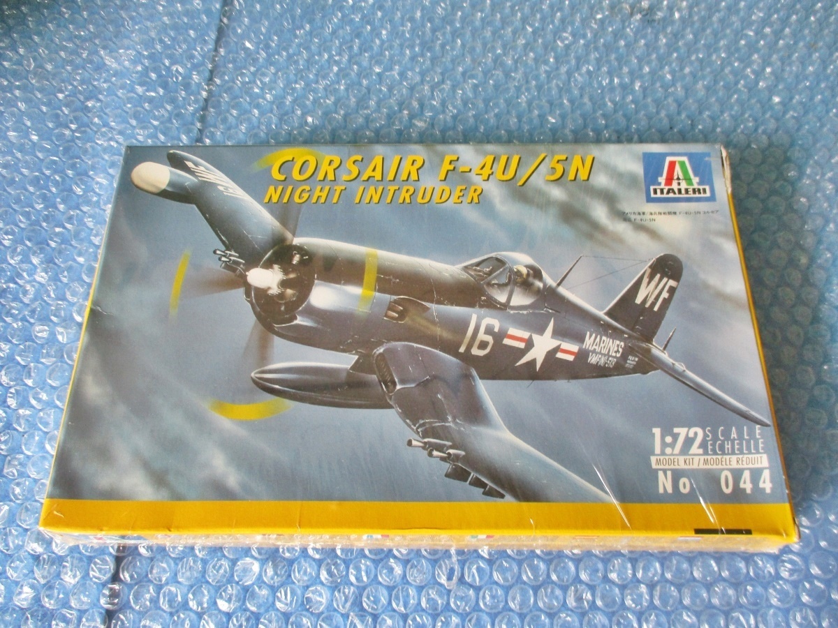 プラモデル イタレリ ITALERI 1/72 F-4U-5N コルセア アメリカ海軍 海兵隊戦闘機 未組み立て 昔のプラモ 海外のプラモ_画像1