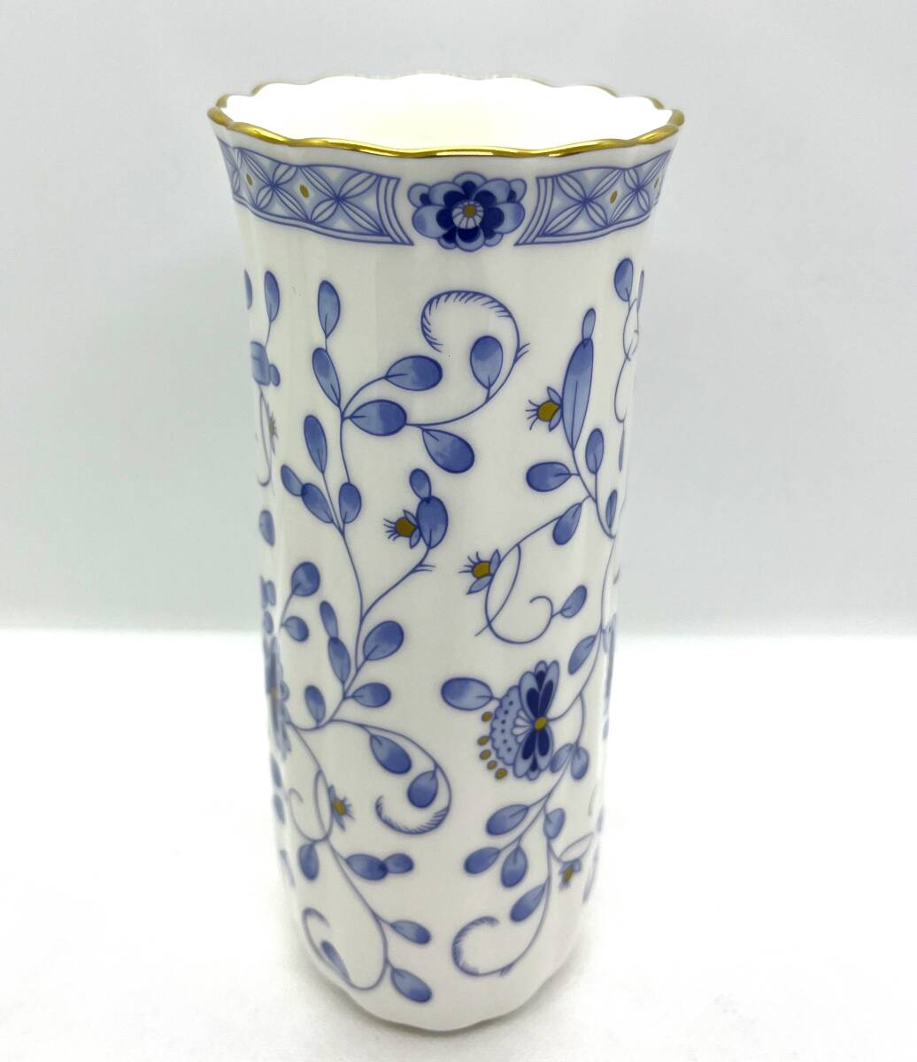 未使用 NARUMI ナルミ ボーンチャイナ フラワーベース 金縁 陶器 花瓶 置物 インテリア 高さ18㎝/3508の画像3