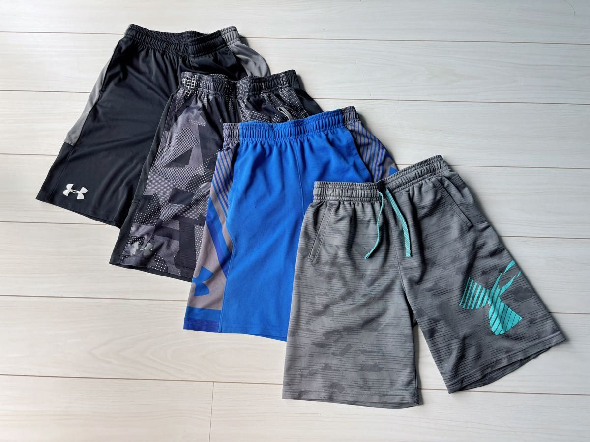 キッズ　総額約15000円　UNDER ARMOUR④ハーフパンツ4枚セット