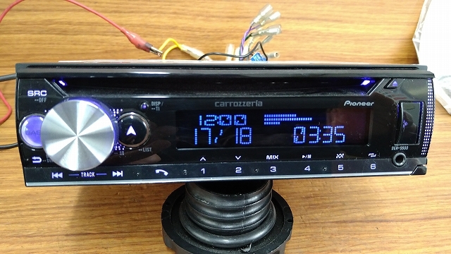 DEH-5500 1DIN carrozzeria CDプレーヤー ラジオ USB Bluetooth 取扱説明書 リモコン マイク付き の画像2
