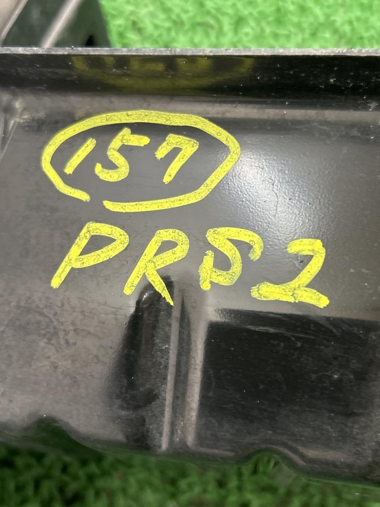 ZVW50 前期【フロントバンパーホースメント】H28 トヨタ プリウス Ｓ PRS002_画像6