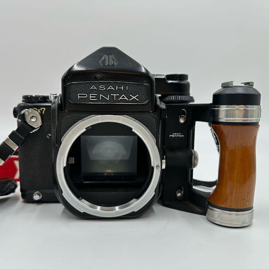 ペンタックス PENTAX 6×7 中判フィルムカメラ 木製グリップ Super-Multi-Coated TAKUMAR 1:3.5/55 1:2.4/105 1:4/400 動作未確認 ジャンク_画像2