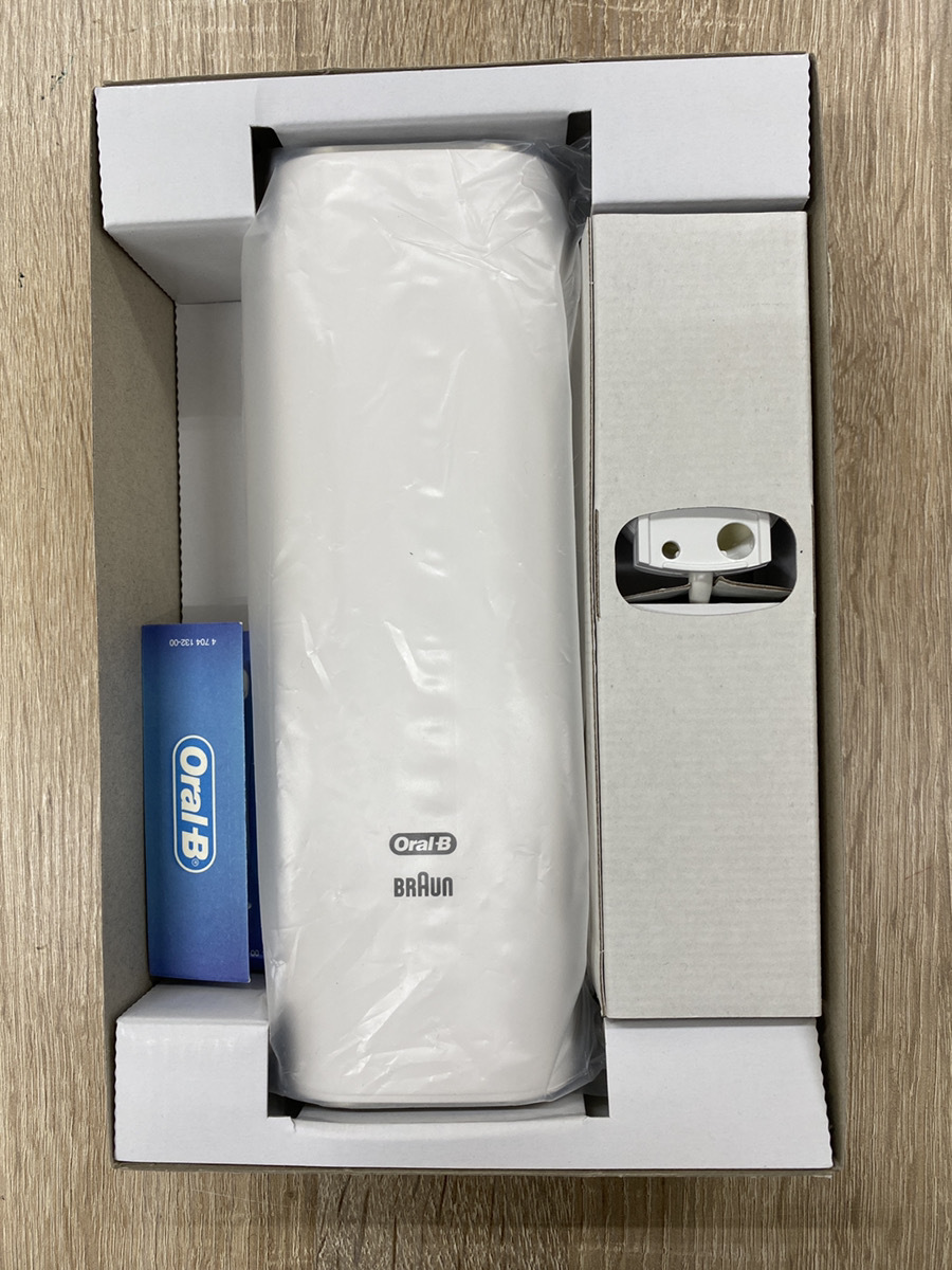 未使用 BRAUN ブラウン Oral-B オーラルB プラチナ ホワイト7000 LITE 電動ハブラシの画像7