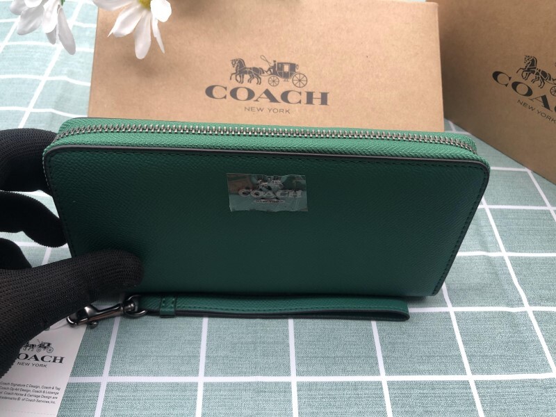 COACH 財布 長財布コーチ グリーン 緑 プレゼント 小銭入れあり ギフト ロゴ シグネチャー 新品 未使用 レザー ウォレット レディース C177_画像3