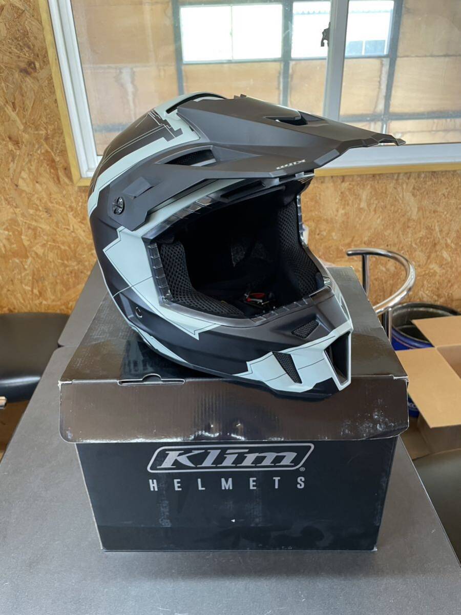 Klim F3 ヘルメット 軽量 Lサイズ 新品 未使用品 スノーモービル クライム 札幌近郊手渡し可_画像1