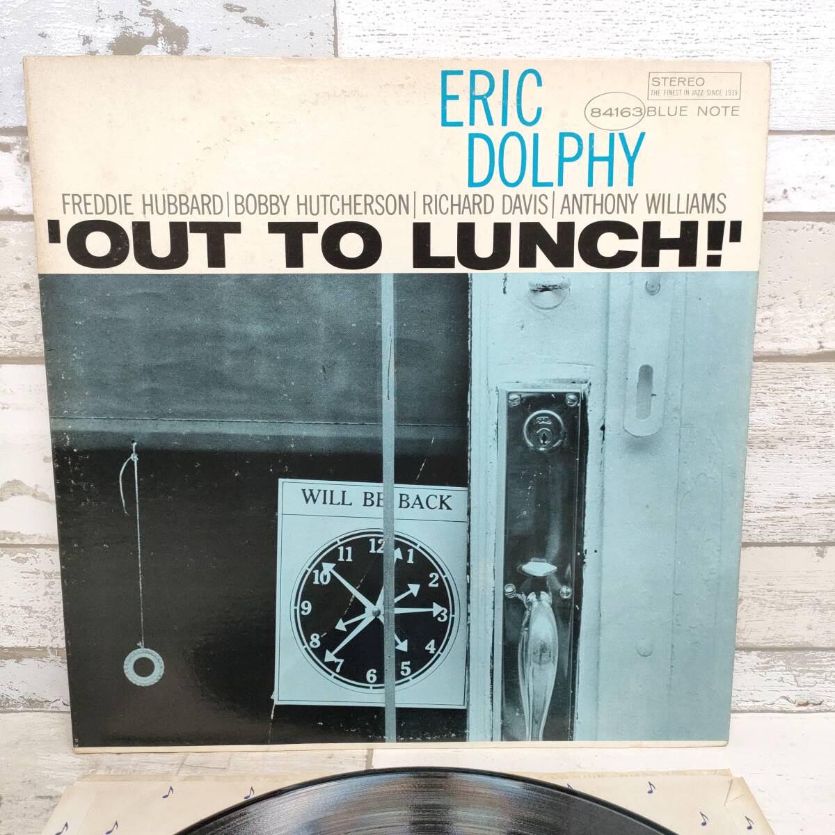 LP 米 ERIC DOLPHY OUT TO LUNCH BLUE NOTE_画像3