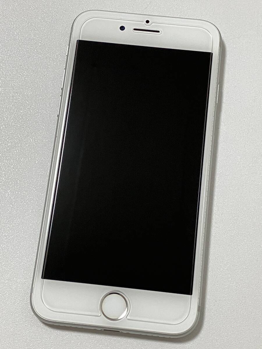 SIMフリー iPhone7 256GB Silver シムフリー アイフォン7 シルバー docomo softbank au UQ 楽天 本体 SIMロックなし A1779 MNCR22J/A_画像2