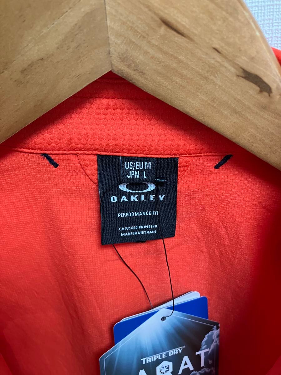 新品　タグ付き　オークリー　ゴルフ　シャツ　ウェア　L ゴルフウェア OAKLEY スカル オークリー 半袖ポロシャツ