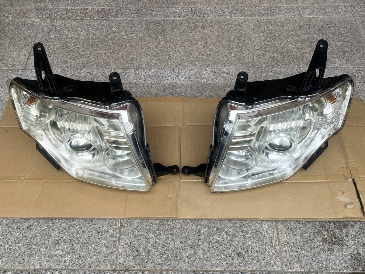 ☆ パジェロ V93W V97W V98W V83W V88W ヘッドライト 左右セット ☆ パジェロ V93W V97W V98W V83W V88W ヘッドライト 左右セット