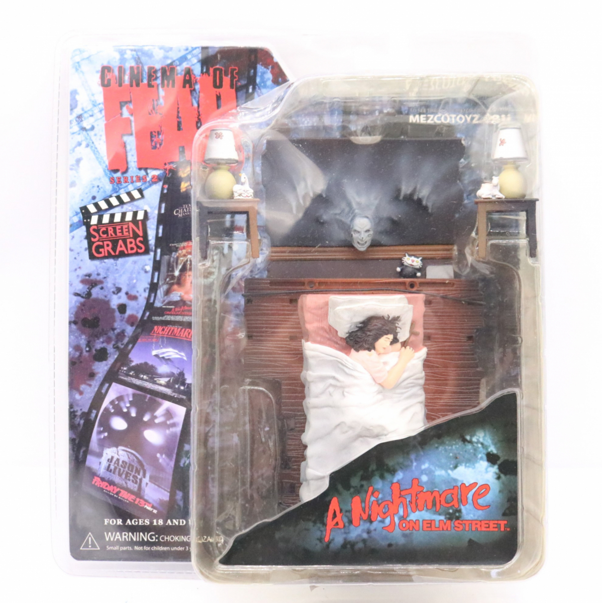 ト滝】☆未開封保管品☆ Mezco Cinema of Fear Screen Grabs A ト滝】☆未開封保管品☆ Mezco Cinema of Fear Screen Grabs A