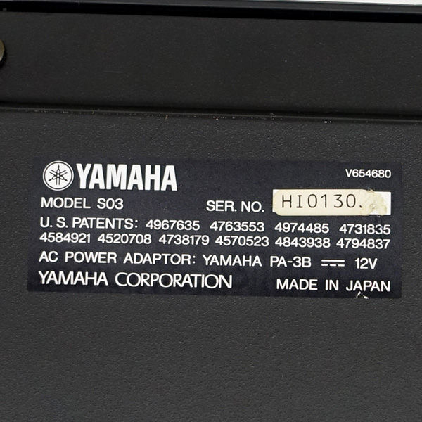 ★ YAMAHA ヤマハ S03 シンセサイザー 61鍵 ブラック 鍵盤楽器 ソフトケース付き 中古 簡易的な動作確認済み S03 (0220490267)_画像4