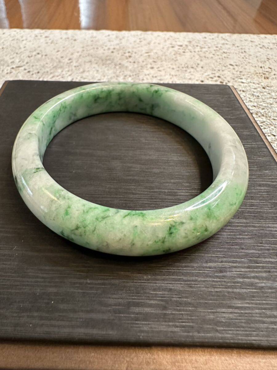 A-001 ミャンマー産 本翡翠 バングル 証明書付き 内径58mm A-001 ミャンマー産 本翡翠 バングル 証明書付き 内径58mm