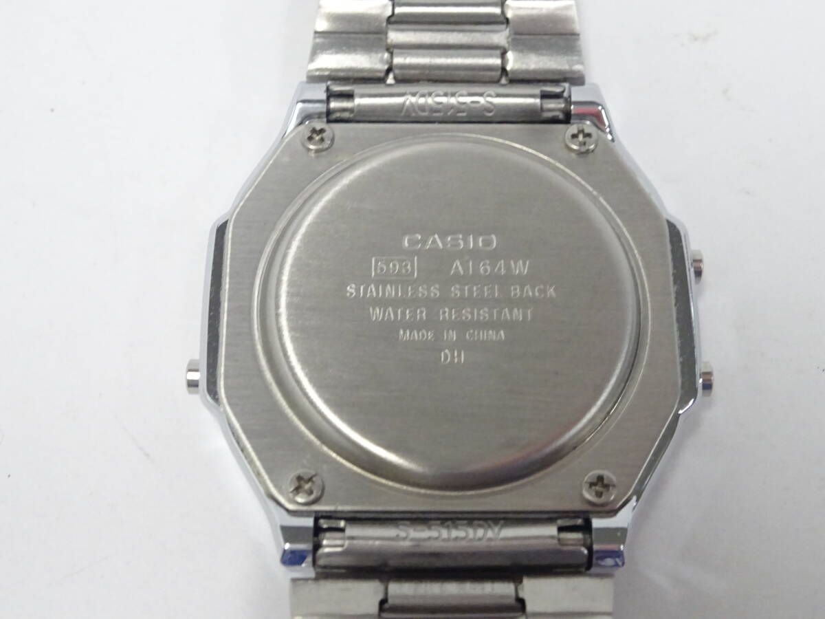 (つ-U-604)CASIO カシオ 腕時計 A164W デジタル メンズ 動作品 中古の画像7