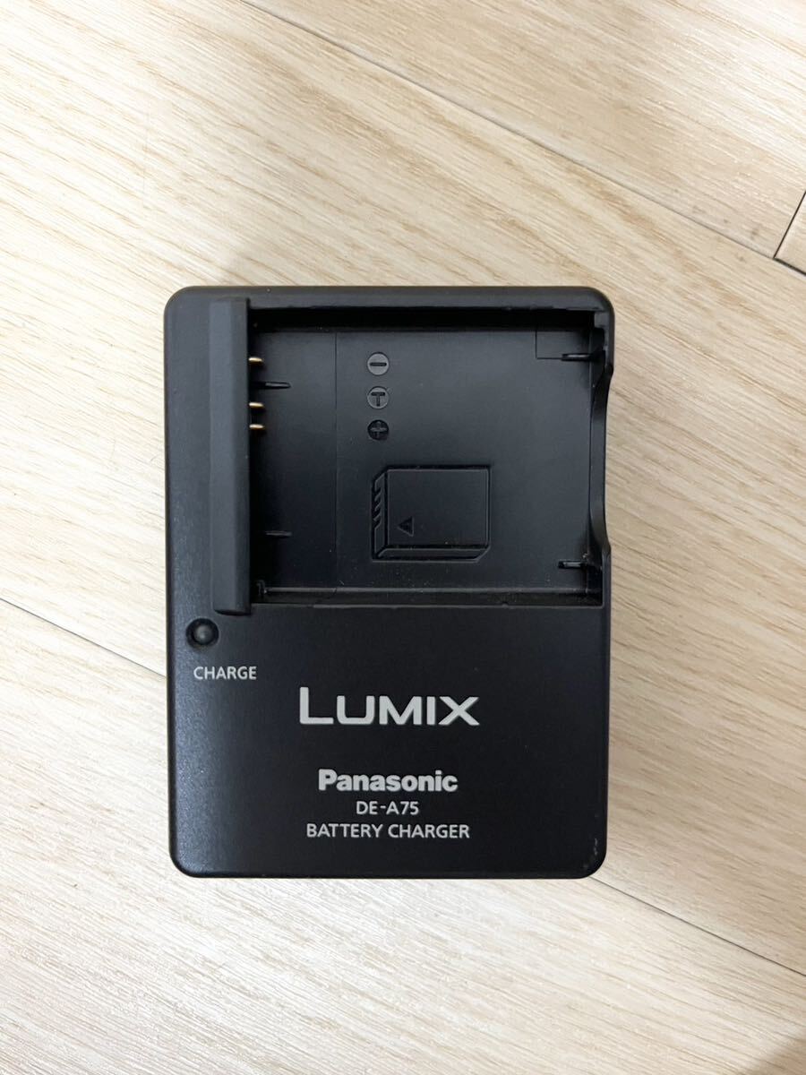 【used品】Panasonic パナソニック LUMIX DMC-FP1 1:3.5-5.9/6.3-25.2 デジタルカメラ ピンク_画像8