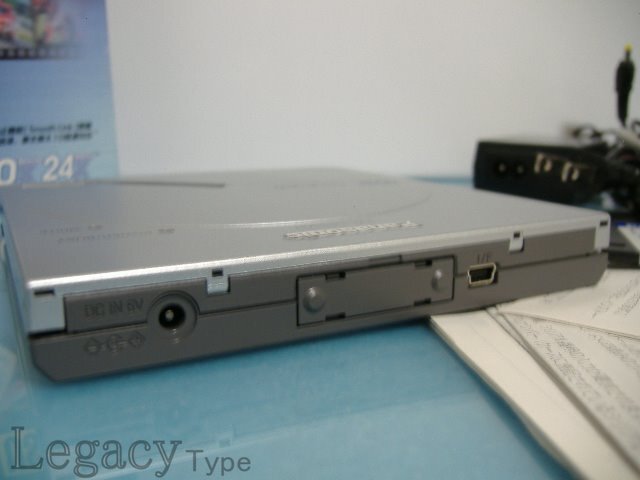 [Panasonic DVD-ROM&CD-R|RW Drive KXL-CB20AN]