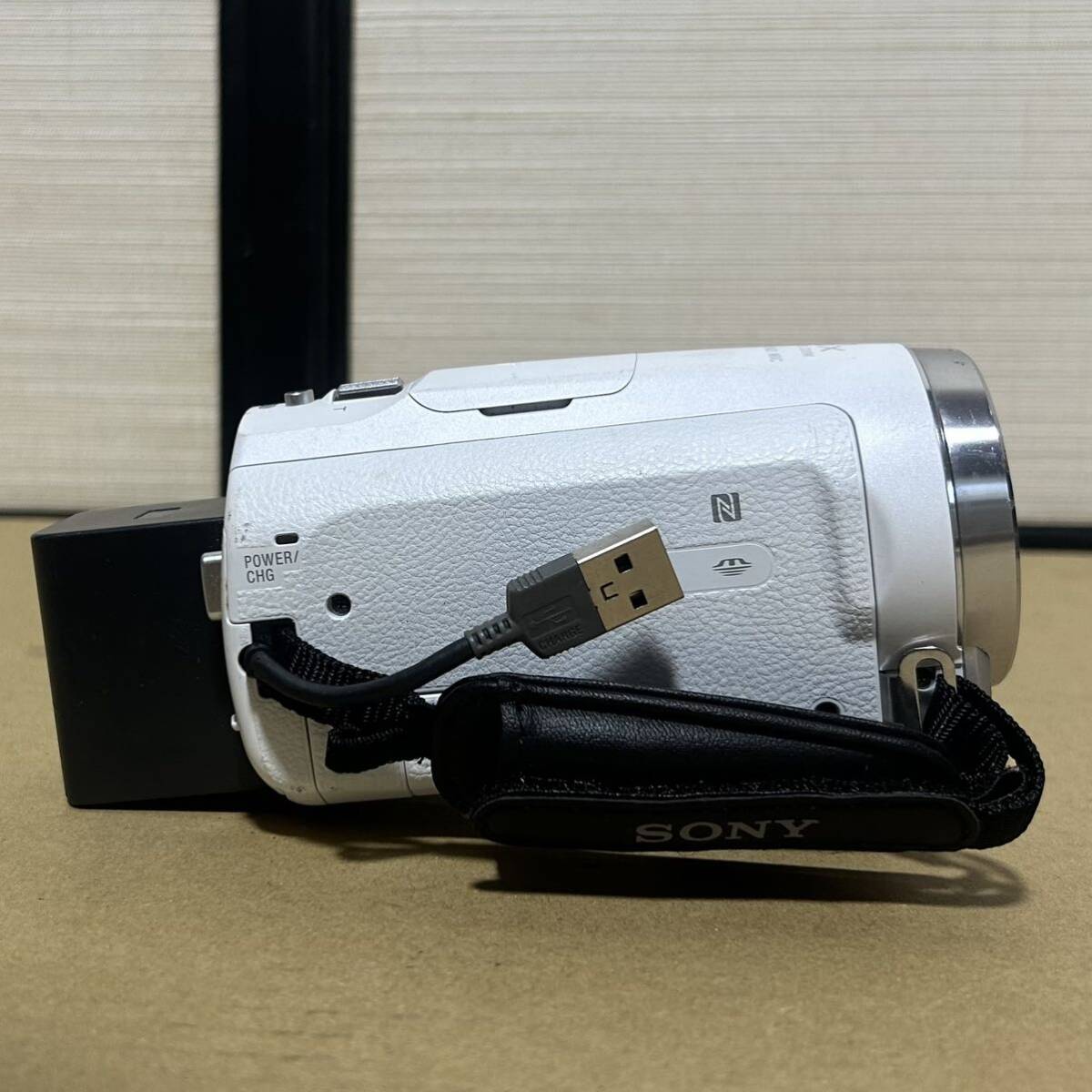 ソニー HDR-CX675 ハンディカム デジタルビデオカメラ バッテリー付き ホワイト 動作品の画像4