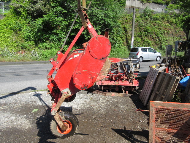  Kagoshima tractor for .... cut machine writing Akira type KT1000-T work width 1m joint is attached 