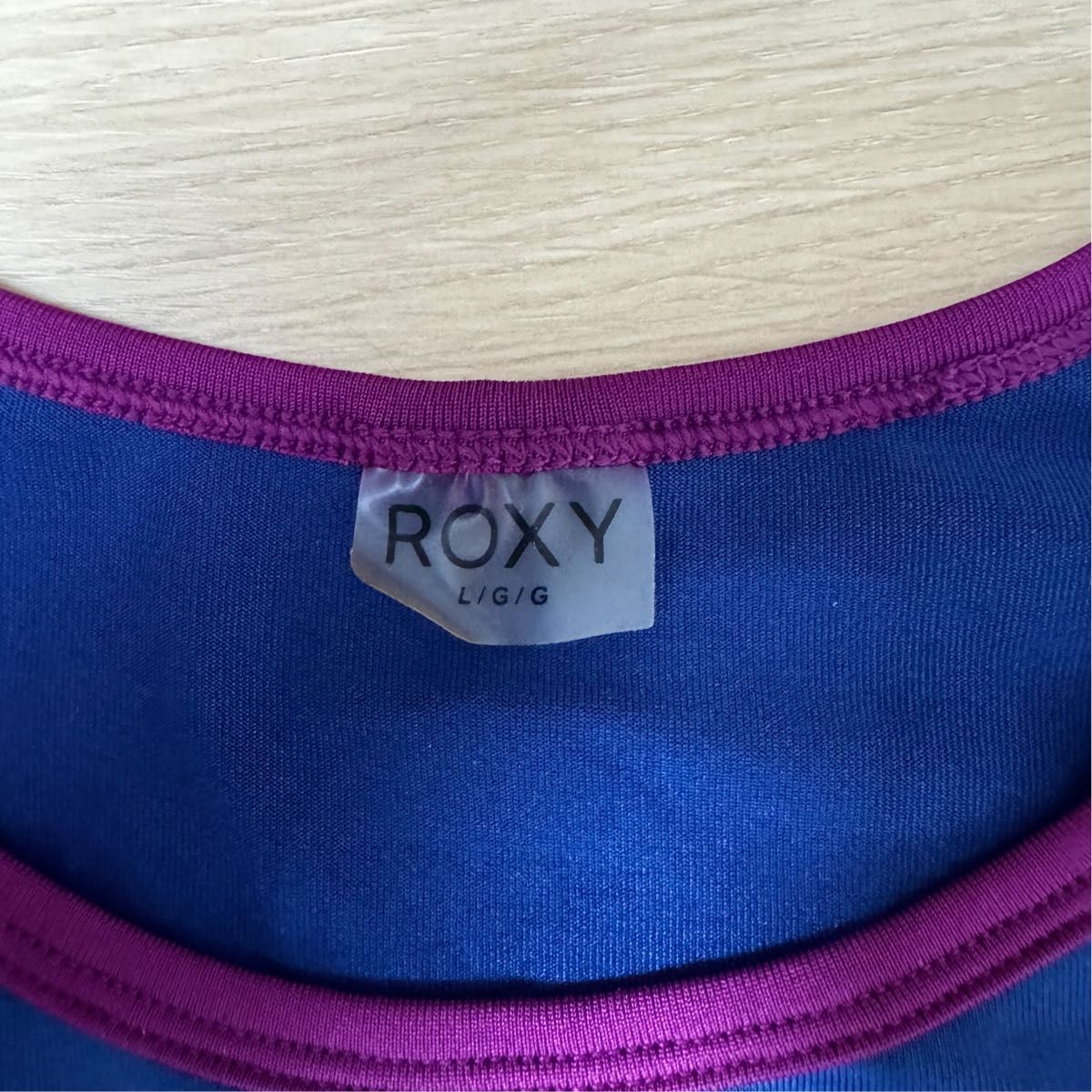 美品　ROXY  ロキシー　ラッシュガード　長袖